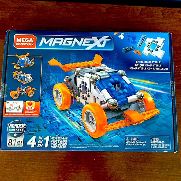New in box Mega Construx  magnext 4 in 1 Mag Racers and mag-rockets bonus set! - Picture 2 of 5